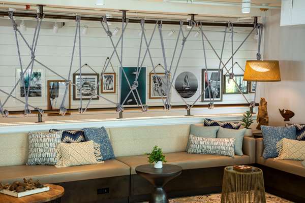 Restaurant - Reach Hotel Key West