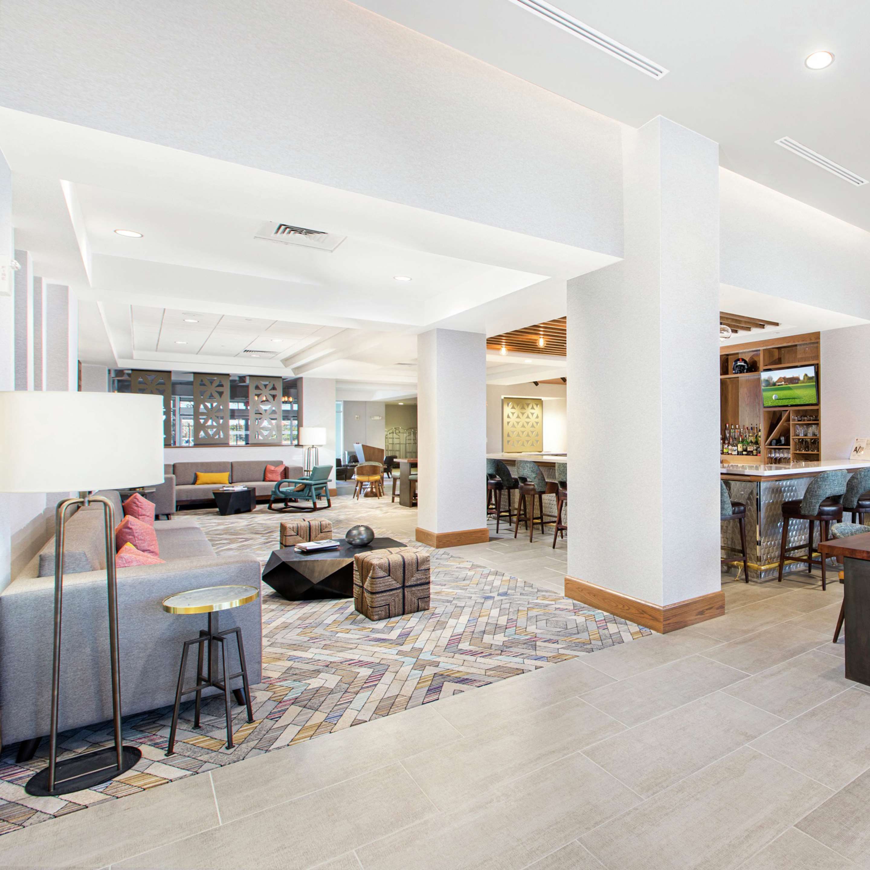 Lobby | DoubleTree by Hilton San Antonio Northwest - La Cantera