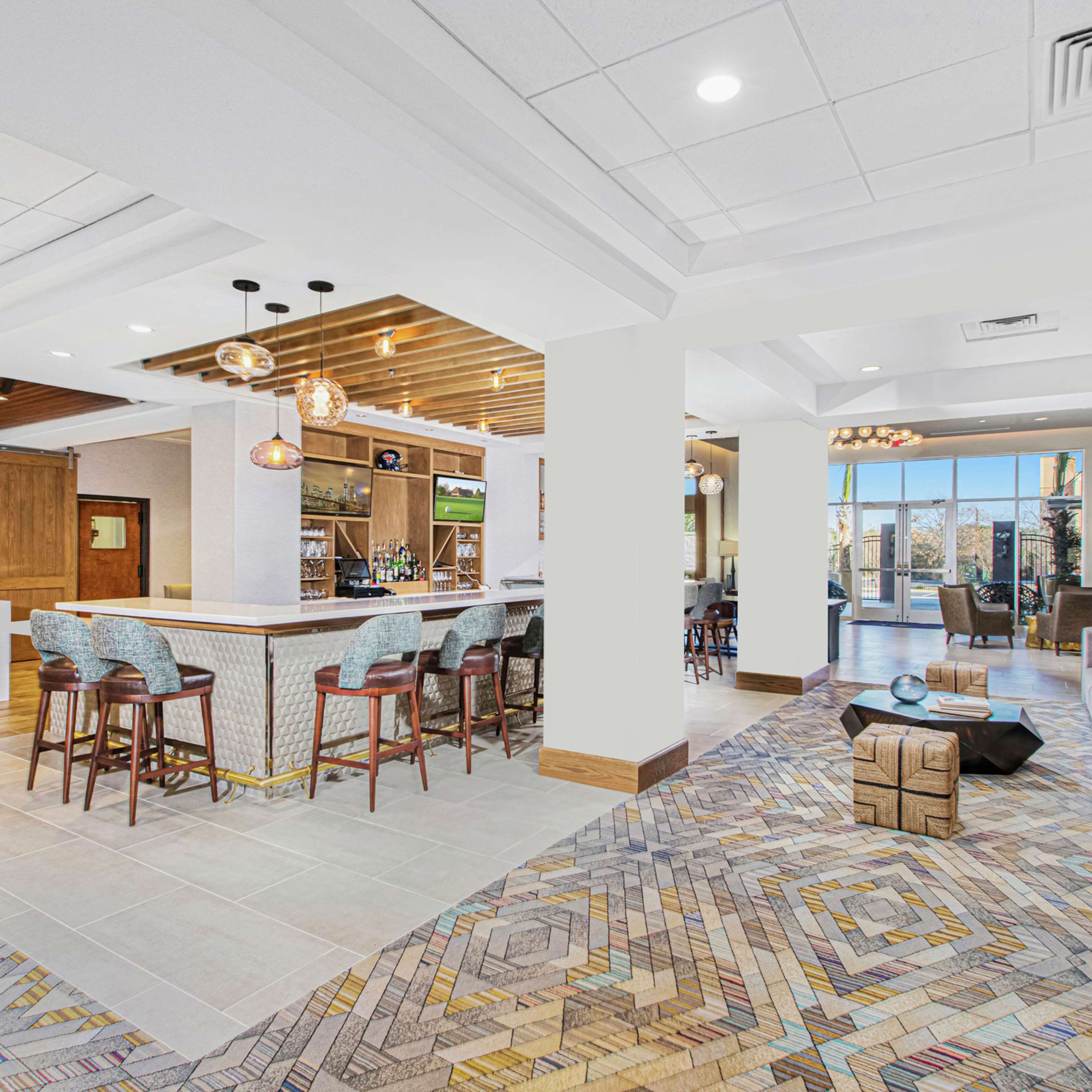 Lobby | DoubleTree by Hilton San Antonio Northwest - La Cantera