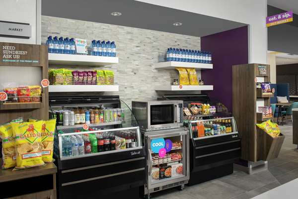 Restaurant - Tru by Hilton Hotel Lakeland Seaworld San Antonio