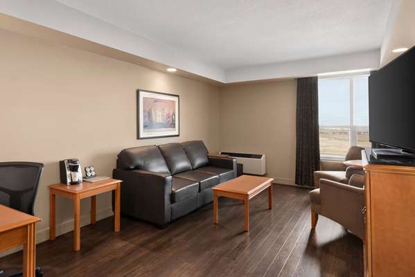  - Royal Hotel Edmonton Airport Leduc