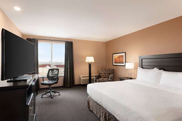  - Royal Hotel Edmonton Airport Leduc