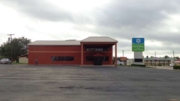 Exterior view - SureStay Hotel by Best Western Childress