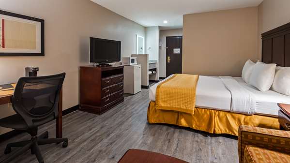  - SureStay Hotel by Best Western Orange - I-10, Exit 877