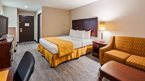  - SureStay Hotel by Best Western Orange - I-10, Exit 877