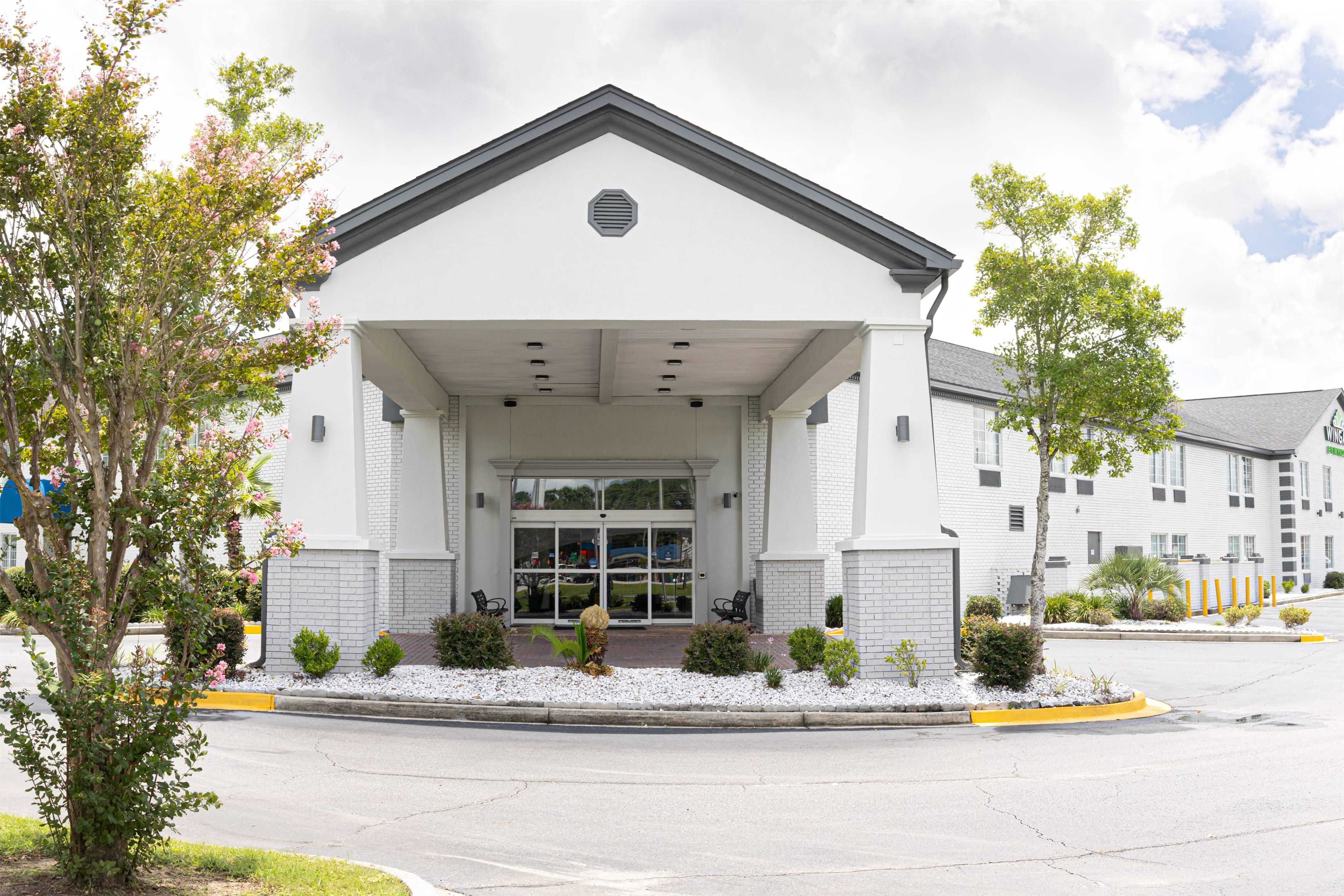Exterior | Wingate by Wyndham Savannah I-95 North