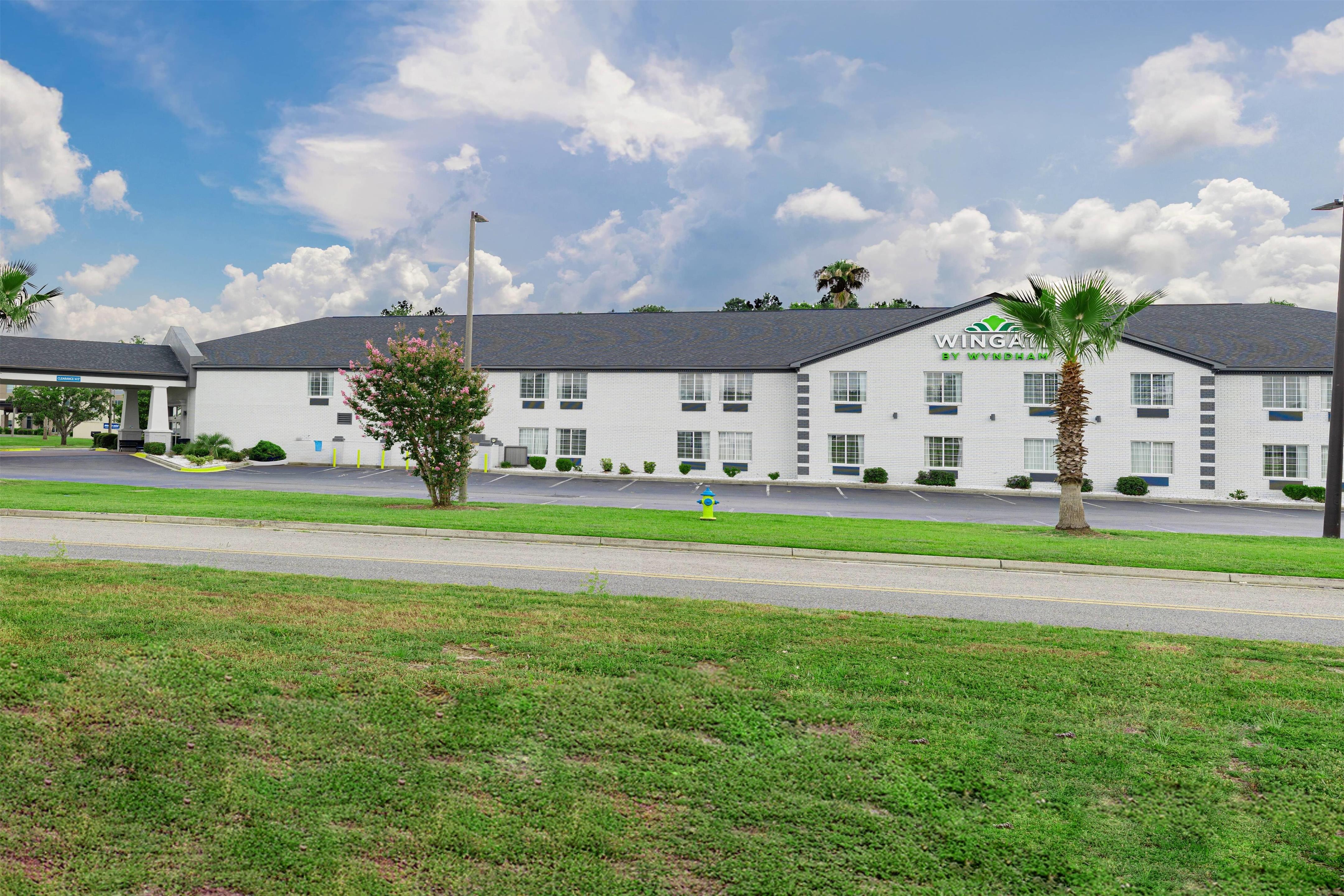 Exterior | Wingate by Wyndham Savannah I-95 North