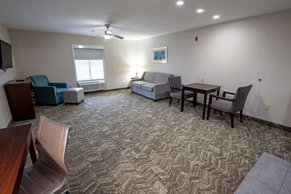 Suite - Best Western Plus Vermilion River Inn & Suites Lafayette