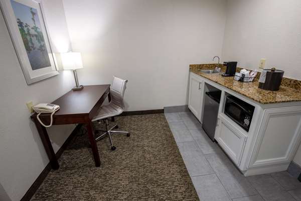  - Best Western Plus Vermilion River Inn & Suites Lafayette