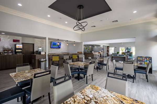 Amenities - Best Western Plus Vermilion River Inn & Suites Lafayette