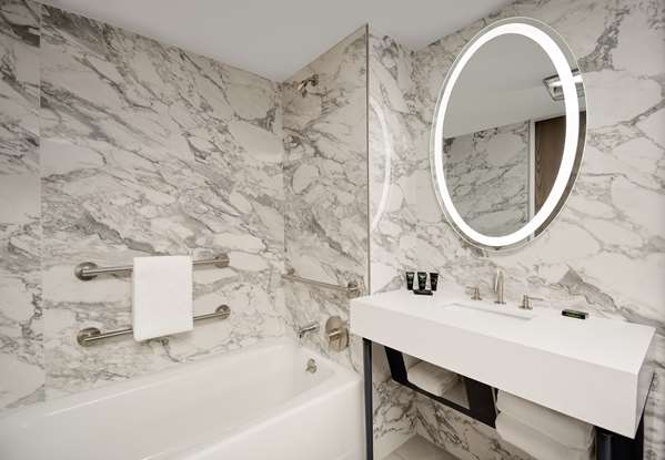  - Hyatt Centric Hotel 39th & 5th New York