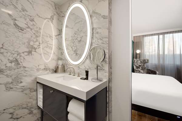  - Hyatt Centric Hotel 39th & 5th New York