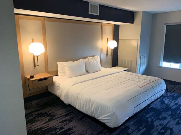 Suite - SureStay Plus by Best Western Fort Sam Houston San Antonio - I-35 & I-410, Exit 164A