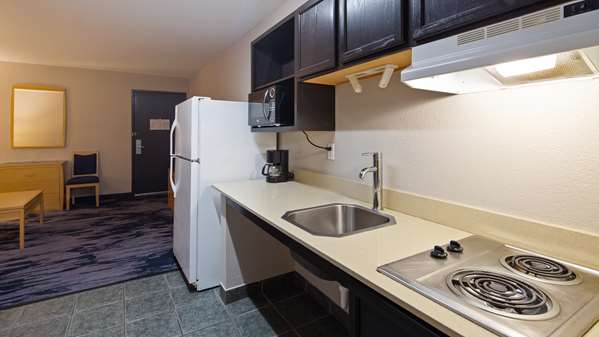 Suite - SureStay Plus by Best Western Fort Sam Houston San Antonio - I-35 & I-410, Exit 164A