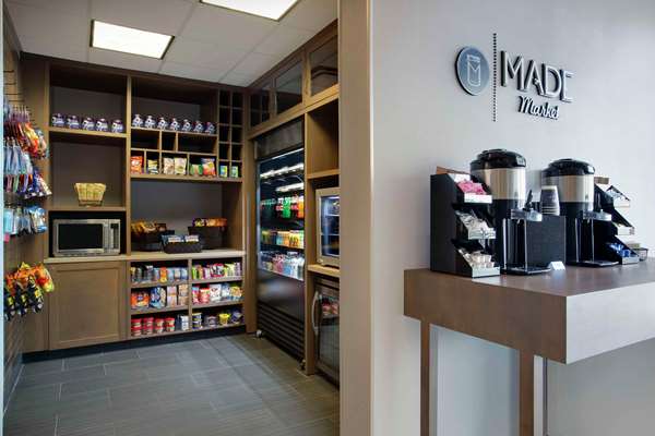 Restaurant - DoubleTree by Hilton Hotel Midway Airport Chicago