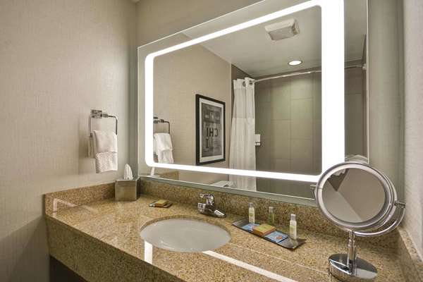  - DoubleTree by Hilton Hotel Midway Airport Chicago