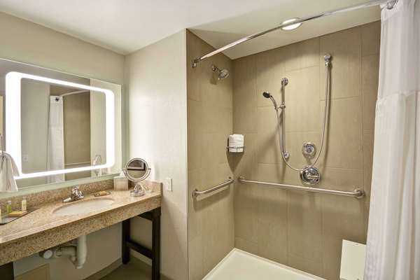  - DoubleTree by Hilton Hotel Midway Airport Chicago