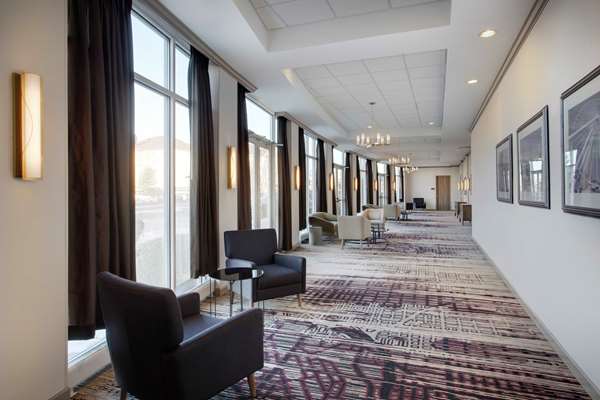  - DoubleTree by Hilton Hotel Midway Airport Chicago