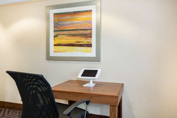 Conference Area - Baymont Inn & Suites Farmington