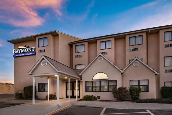 Exterior view - Baymont Inn & Suites Farmington