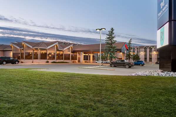 Exterior view - Royal Hotel West Edmonton