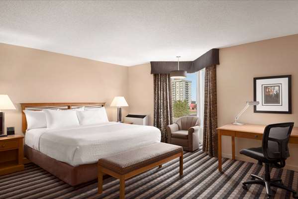  - Royal Hotel West Edmonton