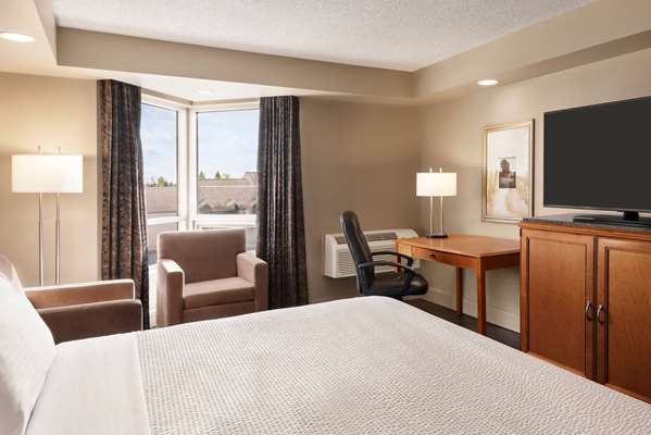  - Royal Hotel West Edmonton