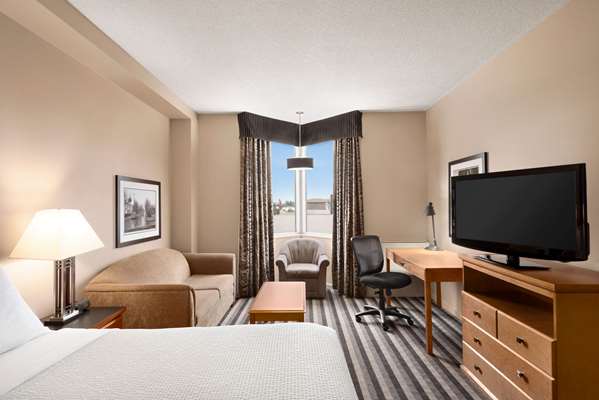  - Royal Hotel West Edmonton
