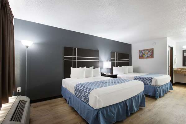  - Econo Lodge Lithonia - I-20, Exit 74