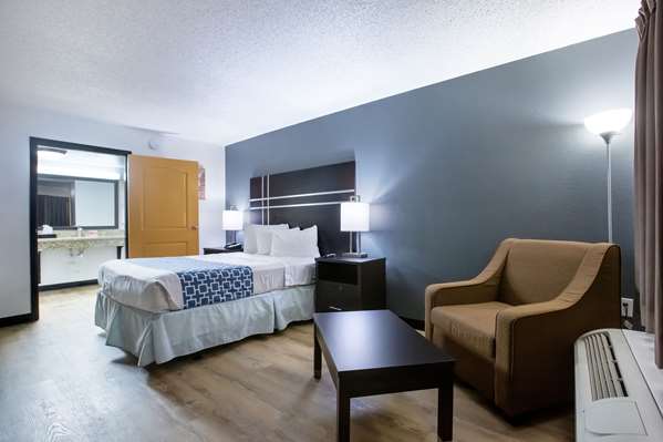  - Econo Lodge Lithonia - I-20, Exit 74