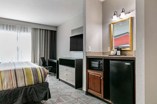  - Clarion Pointe Hotel Bradley Park Columbus - I-185, Exit 10