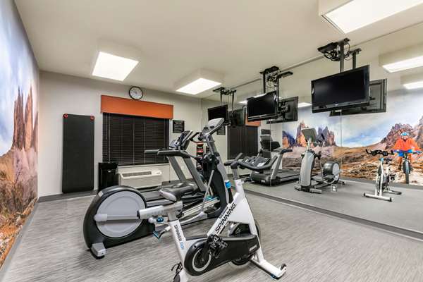 Fitness/ Exercise Room - Clarion Pointe Hotel Bradley Park Columbus - I-185, Exit 10