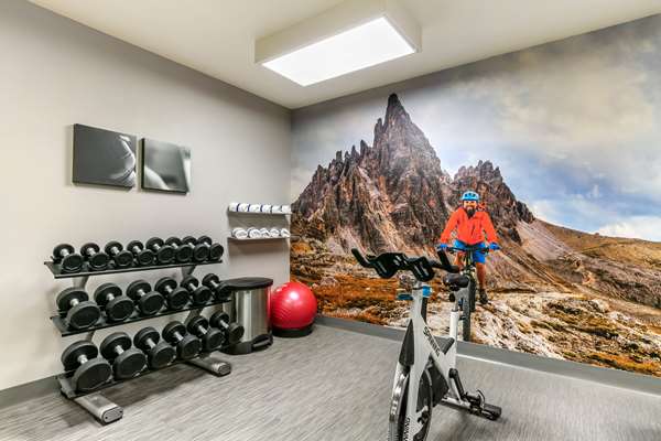 Fitness/ Exercise Room - Clarion Pointe Hotel Bradley Park Columbus - I-185, Exit 10