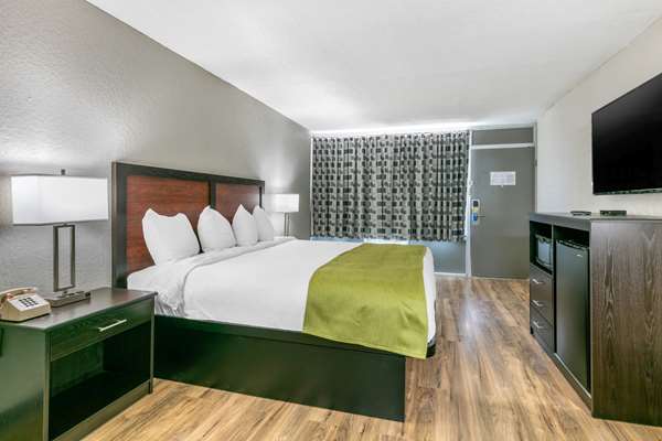  - Rodeway Inn Kingston Springs - I-40, Exit 188