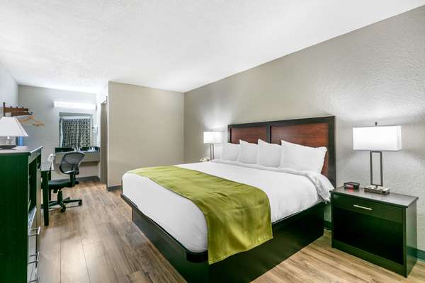  - Rodeway Inn Kingston Springs - I-40, Exit 188