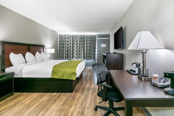  - Rodeway Inn Kingston Springs - I-40, Exit 188