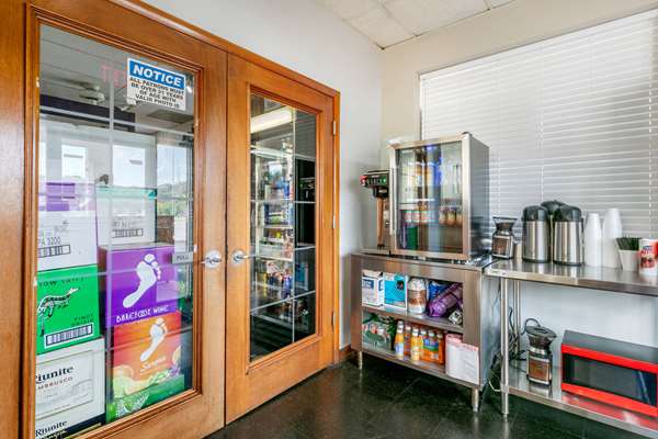 Amenities - Rodeway Inn Kingston Springs - I-40, Exit 188