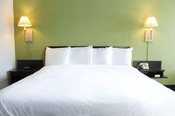  - Travelodge Zanesville - I-70, Exit 160