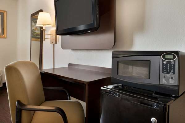  - Travelodge Zanesville - I-70, Exit 160