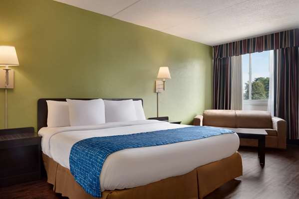  - Travelodge Zanesville - I-70, Exit 160