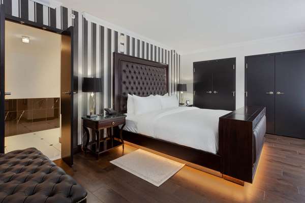 Suite - Hotel Retlaw Fond du Lac