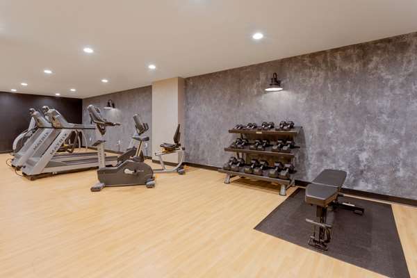 Fitness/ Exercise Room - Hotel Retlaw Fond du Lac