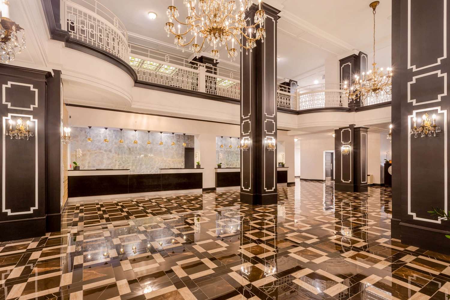 Hotel Retlaw Fond du Lac, WI See Discounts