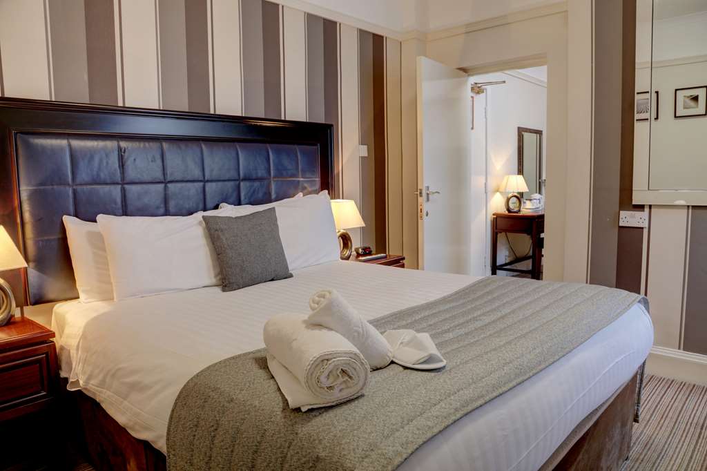 BW STOKE ON TRENT CITY CENTRE-guestroom-Guest Room,Suite,On-Site.jpg