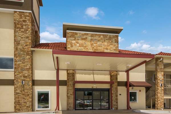 Exterior view - Econo Lodge Inn & Suites IAH Airport Humble