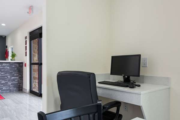 Conference Area - Econo Lodge Inn & Suites IAH Airport Humble