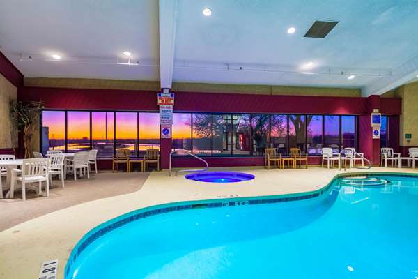 Pool - Suburban Studios Grand Island