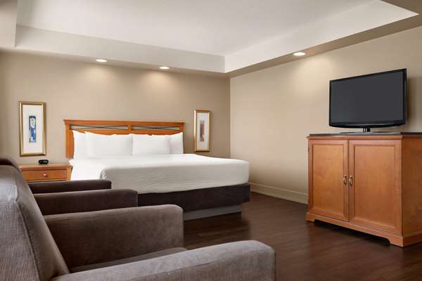  - Royal Hotel Calgary