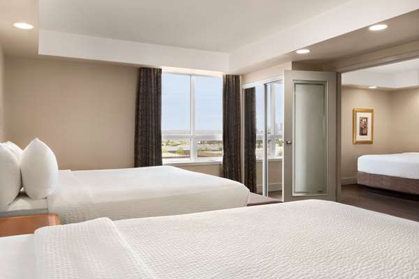 Suite - Royal Hotel Calgary