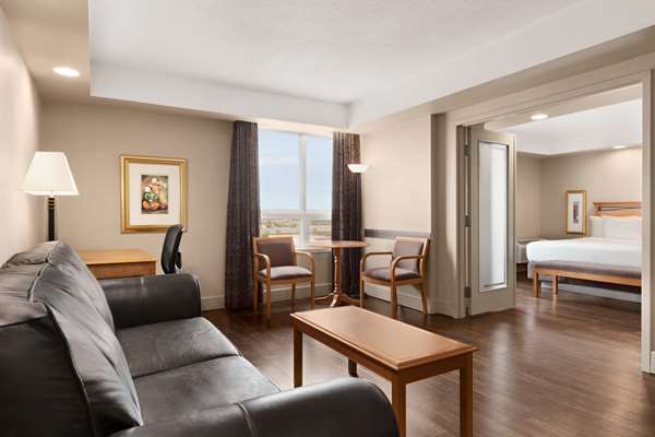 Suite - Royal Hotel Calgary